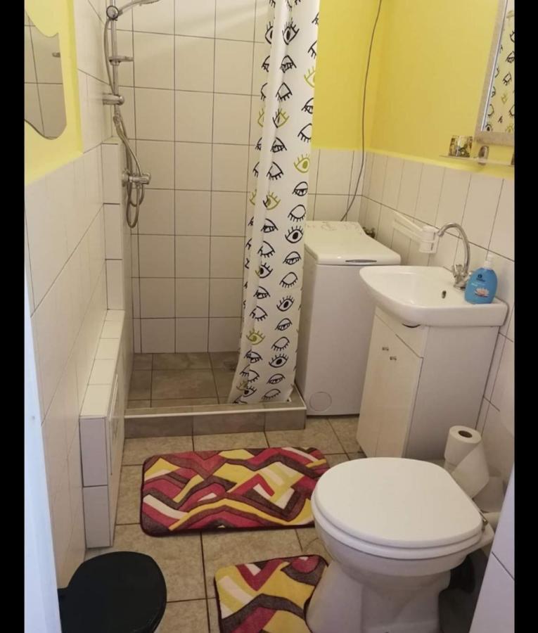 Orsi Apartman / Vendeghaz 凯奇凯梅特 外观 照片