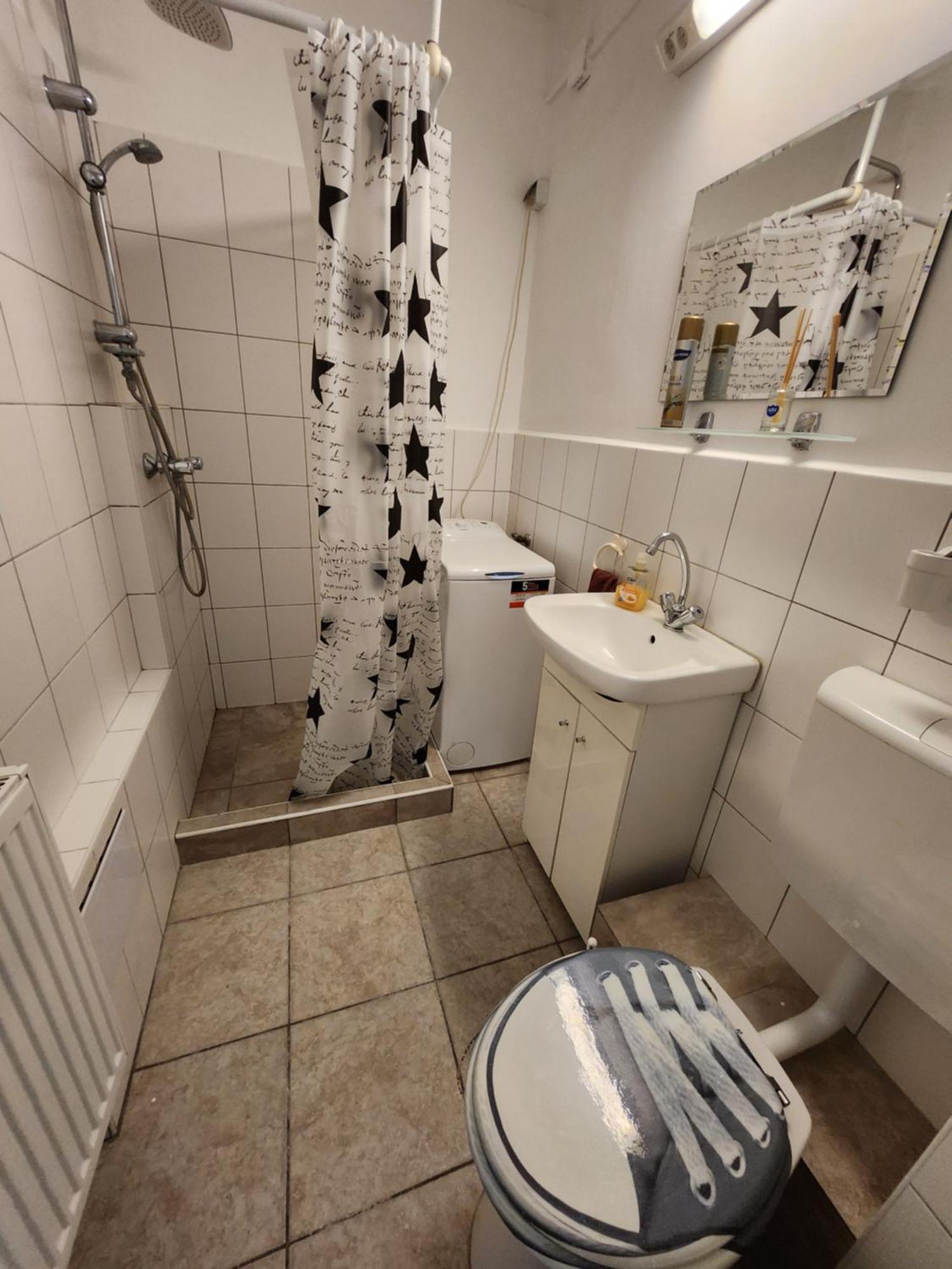 Orsi Apartman / Vendeghaz 凯奇凯梅特 外观 照片