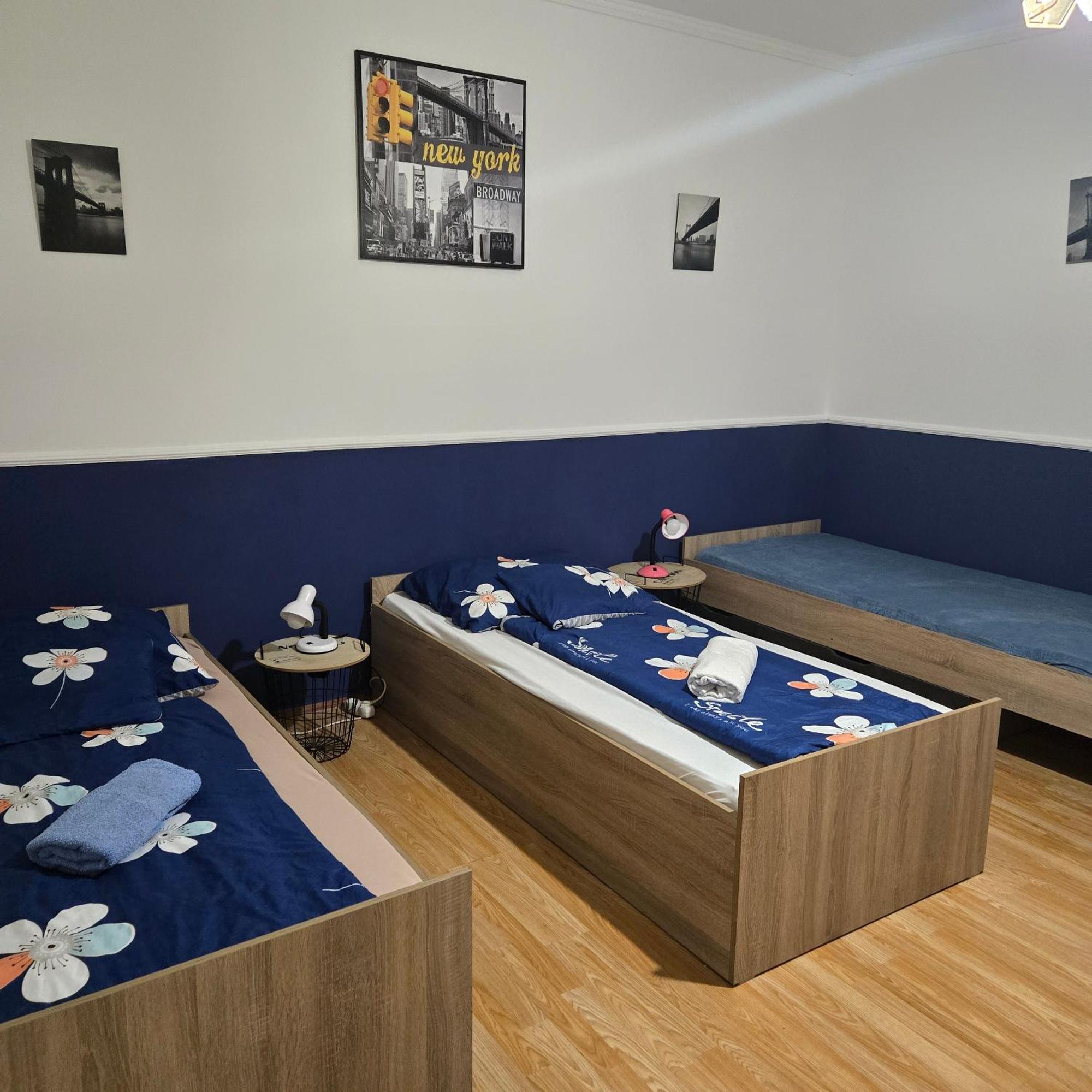 Orsi Apartman / Vendeghaz 凯奇凯梅特 外观 照片